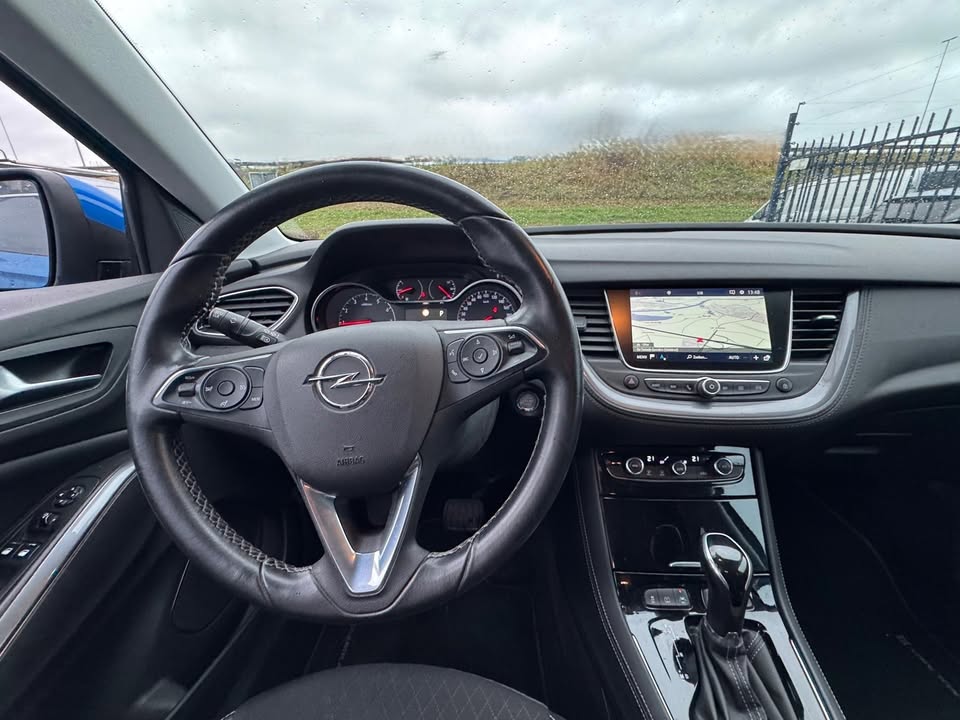 Opel Grandland 1.2 Business Executive