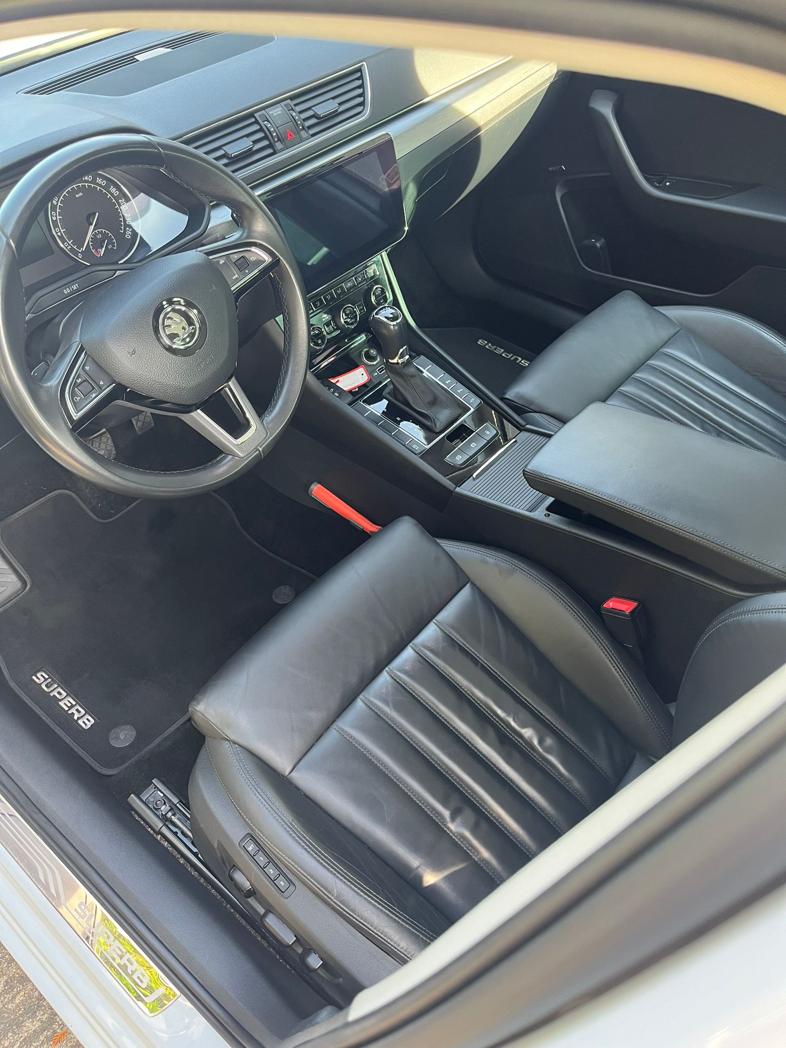Škoda Superb Kombi 2.0 TDI DSG