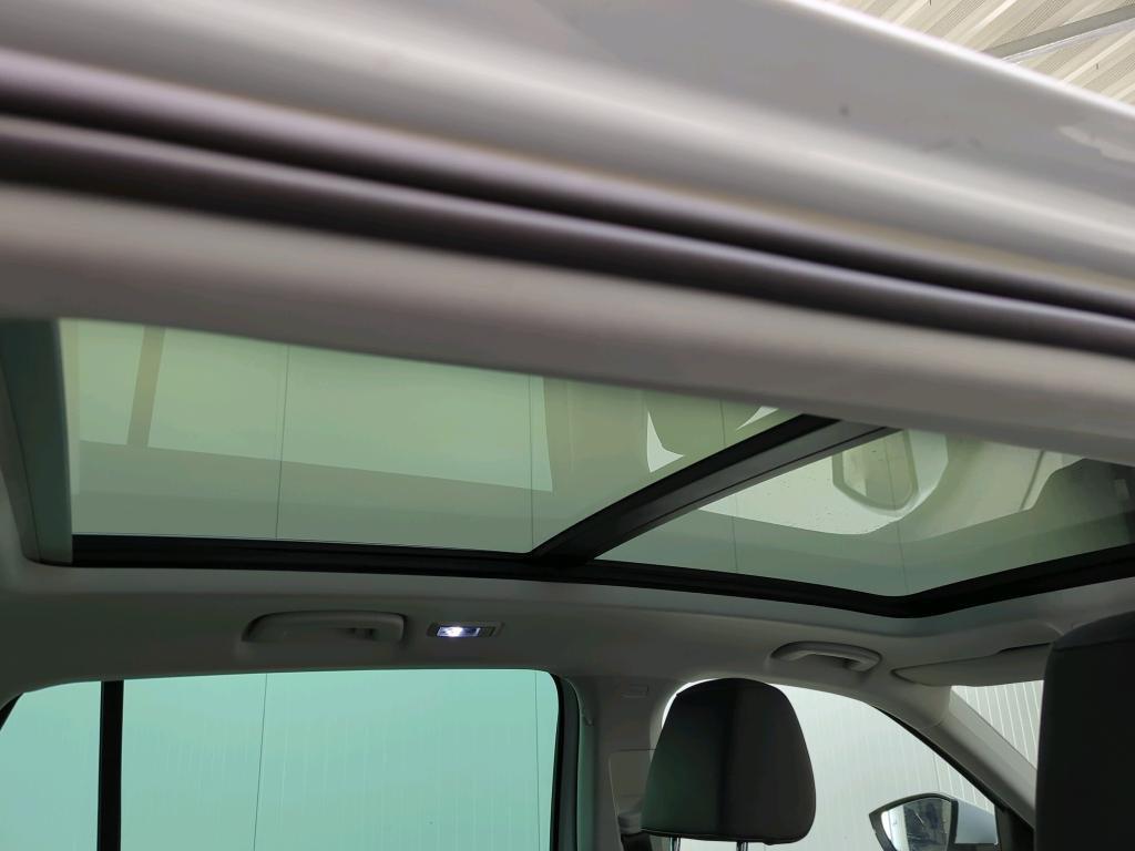 Škoda Superb Kombi 2.0 TDI DSG