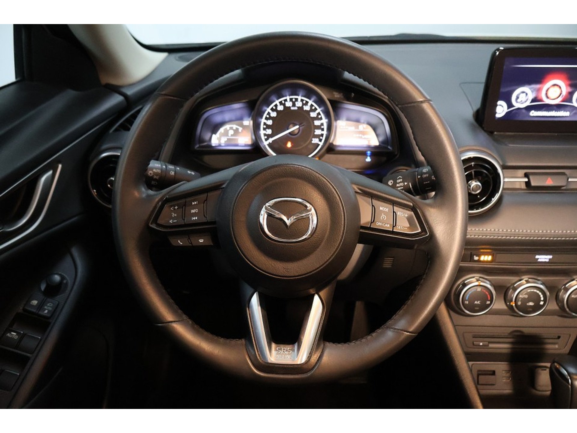 Mazda cx-3 1.8 Skyactiv